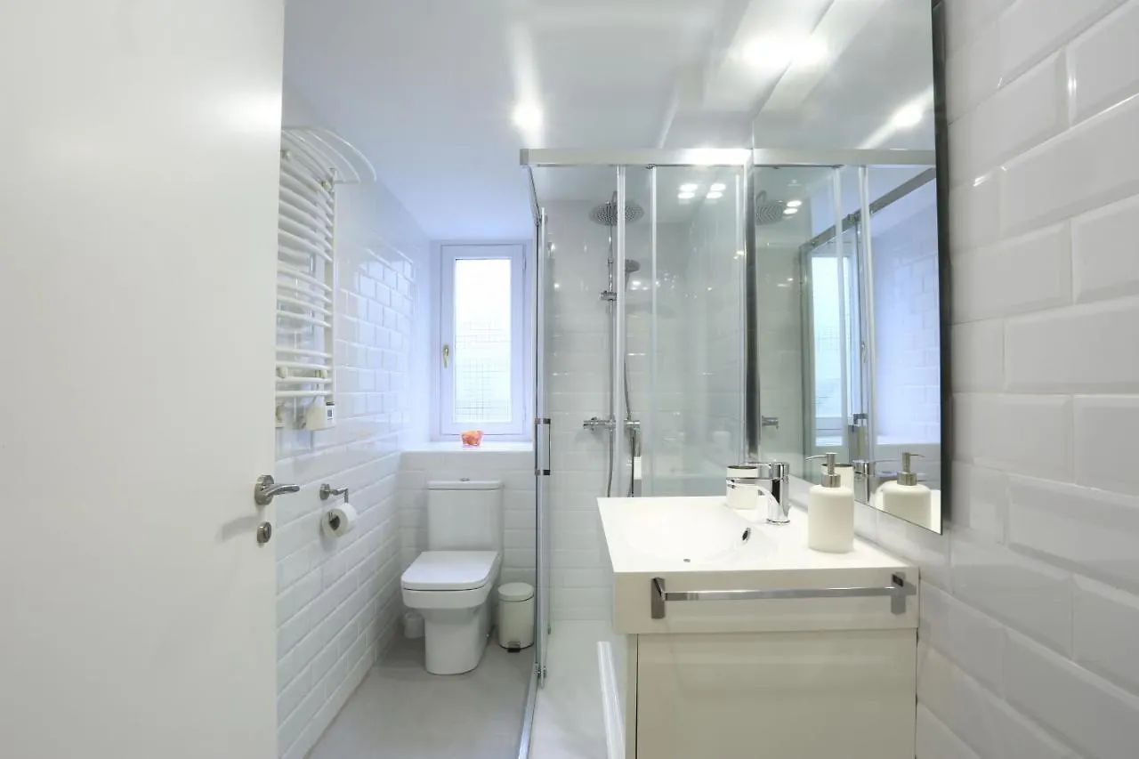 Martintxo By Smiling Rentals Hondarribia 0*,